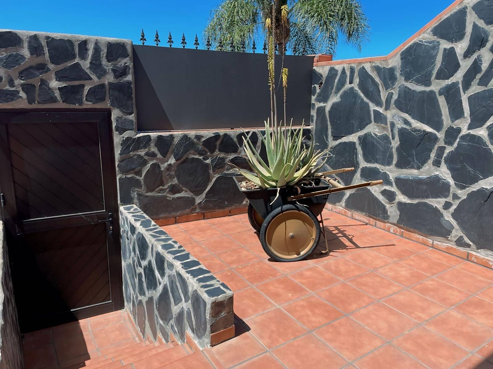 3 bedroom Villa for sale in El Sauzal with garage - € 590,000 (Ref: 8879472)