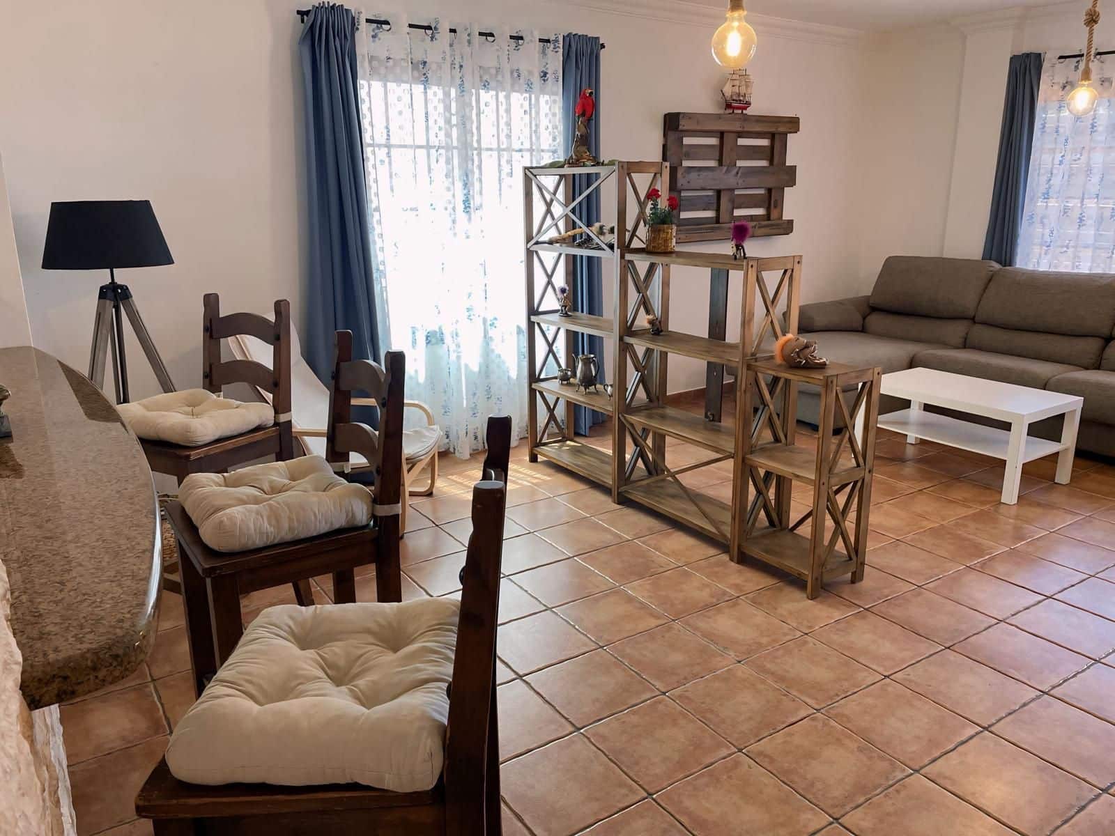 3 bedroom Villa for sale in El Sauzal with garage - € 590,000 (Ref: 8879472)