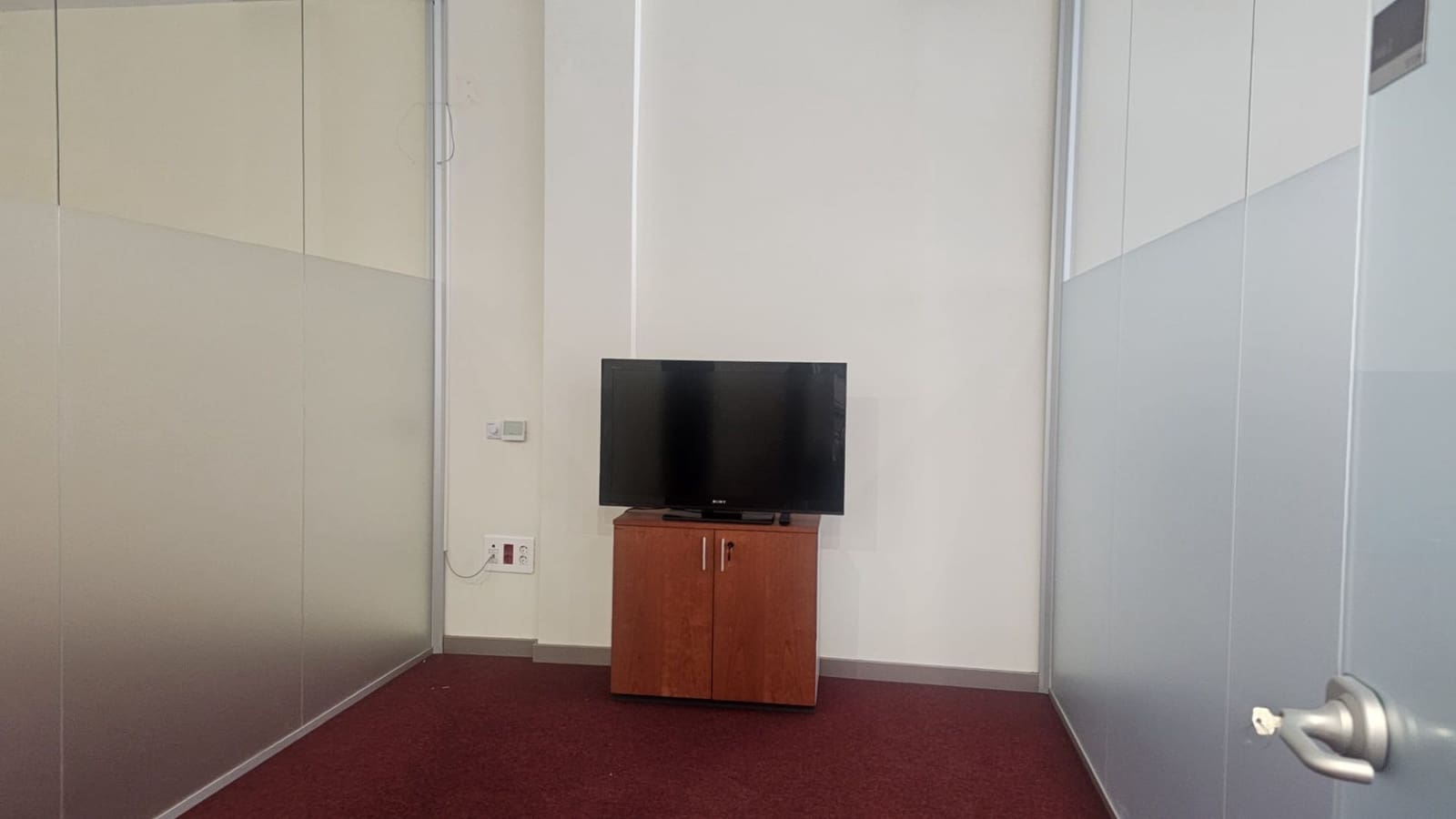 Kontor til leje i Santa Cruz de Tenerife - € 6.000 (Ref: 8884016)