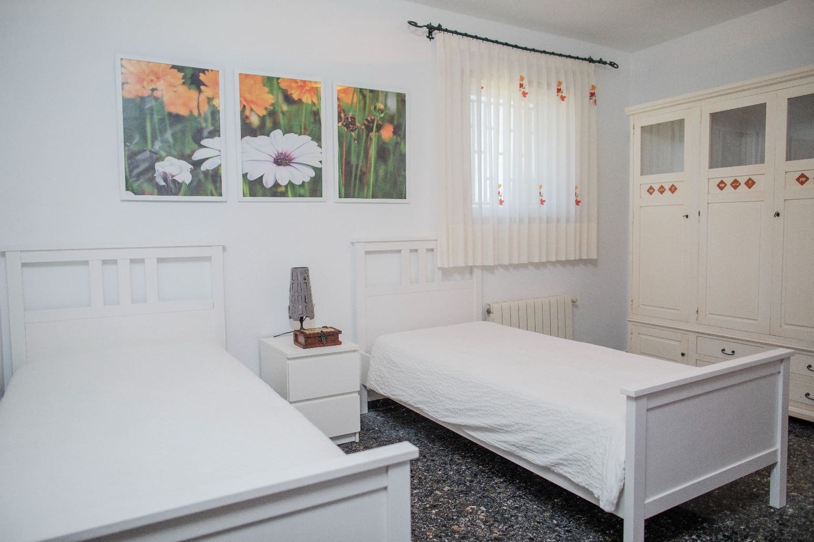 5 bedroom Villa for sale in La Esperanza with pool garage - € 700,000 (Ref: 8905026)