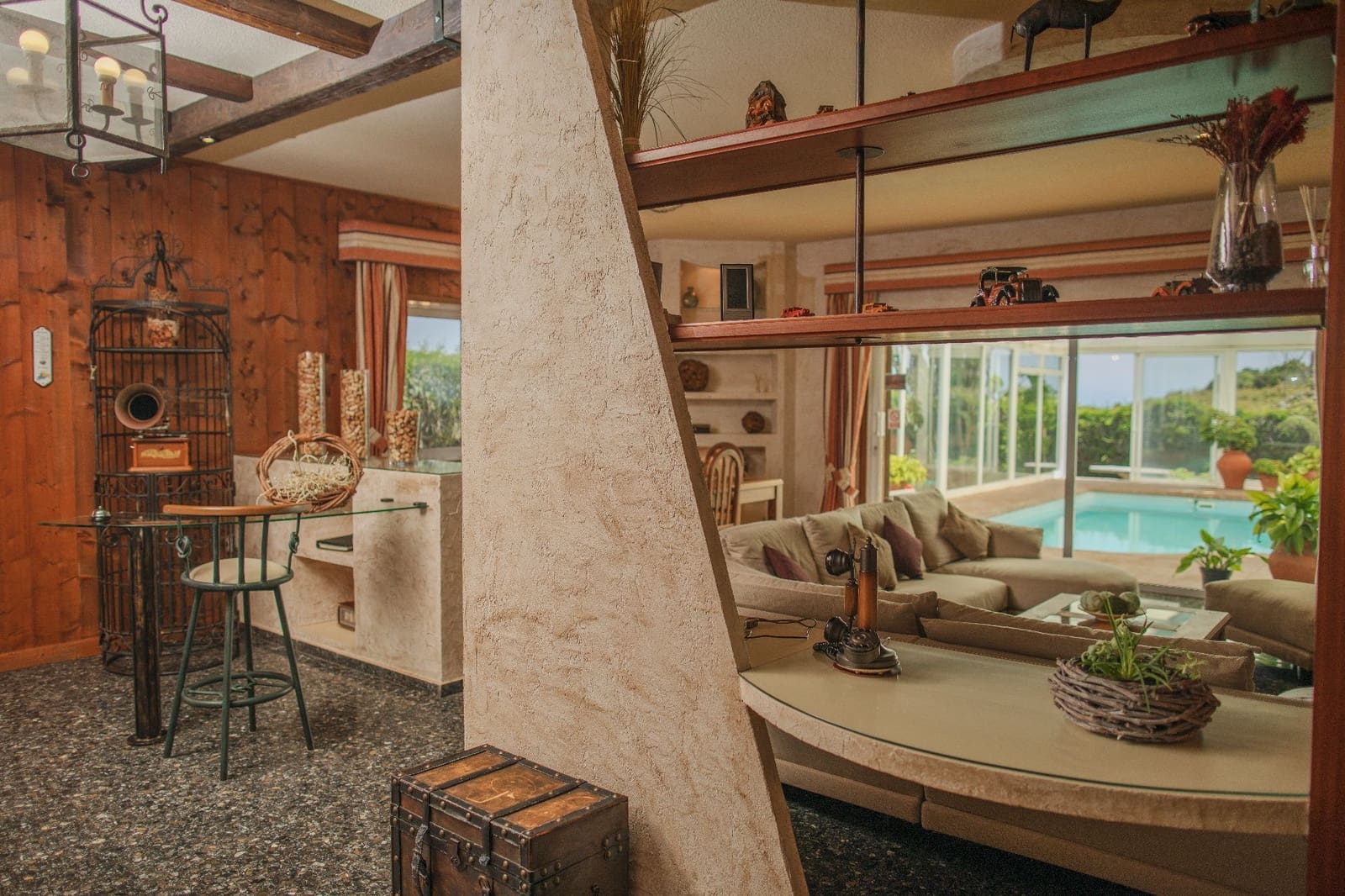 5 bedroom Villa for sale in La Esperanza with pool garage - € 700,000 (Ref: 8905026)