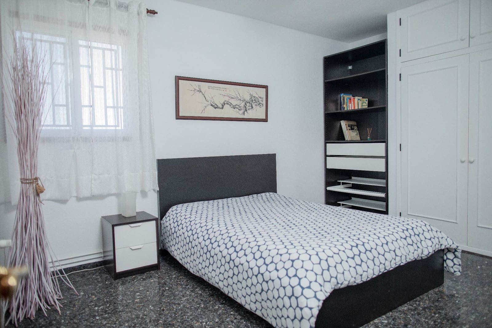 5 bedroom Villa for sale in La Esperanza with pool garage - € 700,000 (Ref: 8905026)