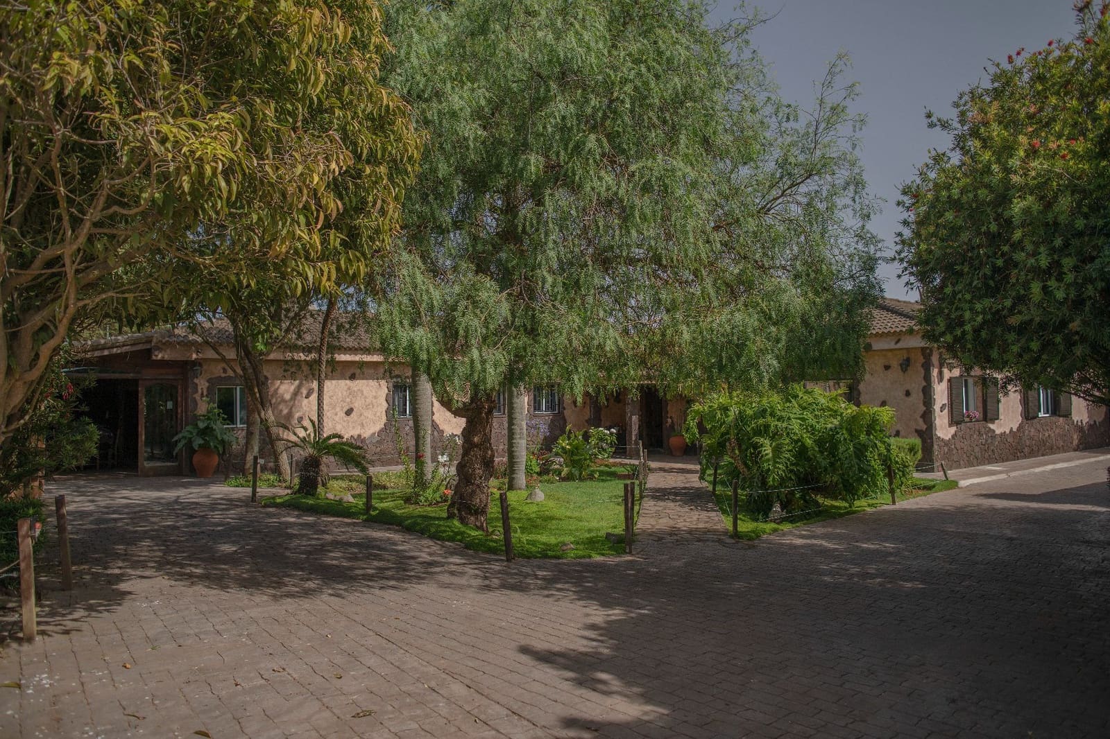5 bedroom Villa for sale in La Esperanza with pool garage - € 700,000 (Ref: 8905026)