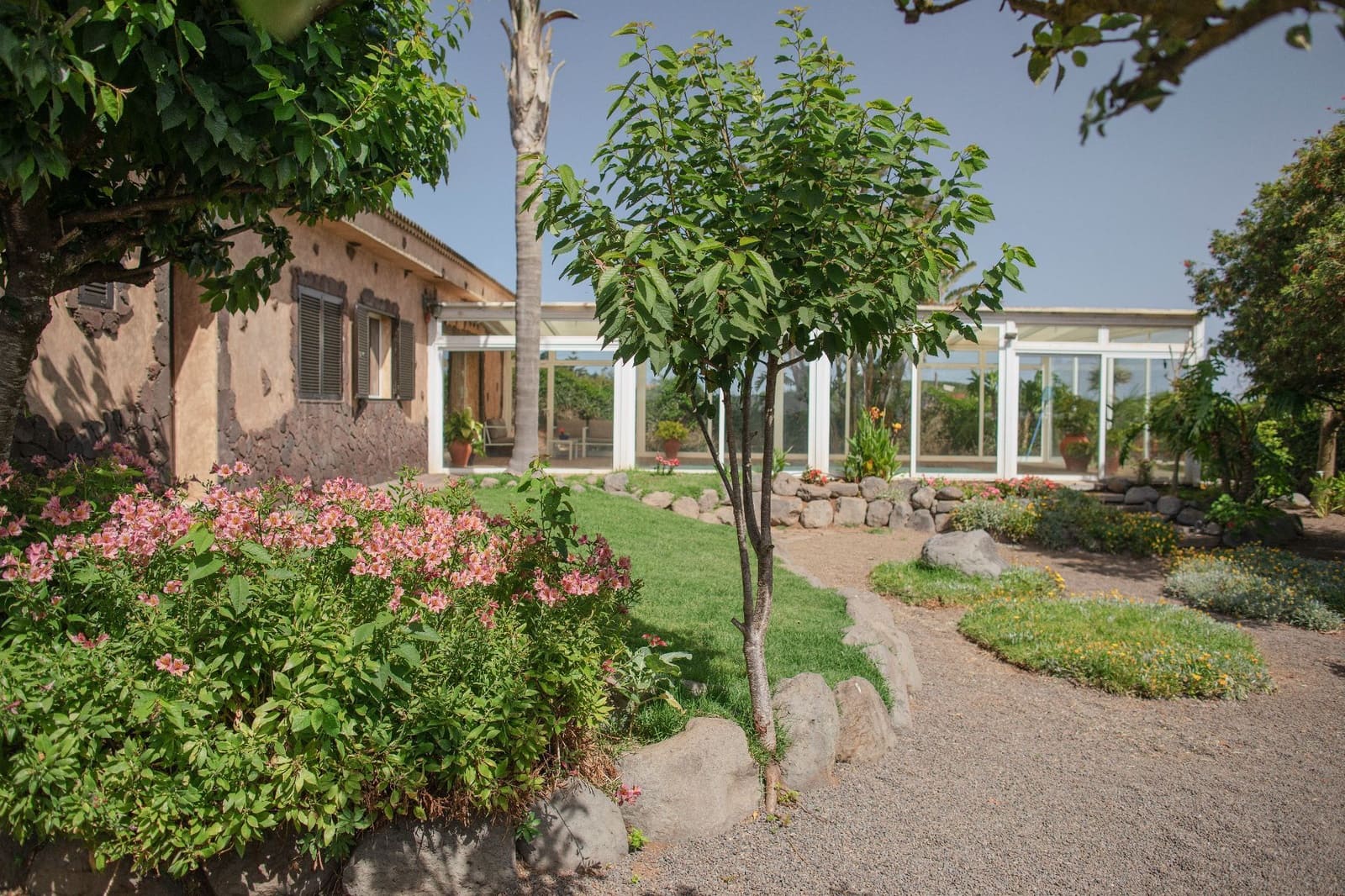5 bedroom Villa for sale in La Esperanza with pool garage - € 700,000 (Ref: 8905026)