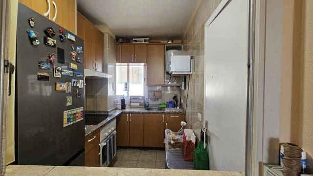 Piso de 1 habitación en Playa de las Américas, Adeje en venta con piscina garaje - 275.000 € (Ref: 8912634)