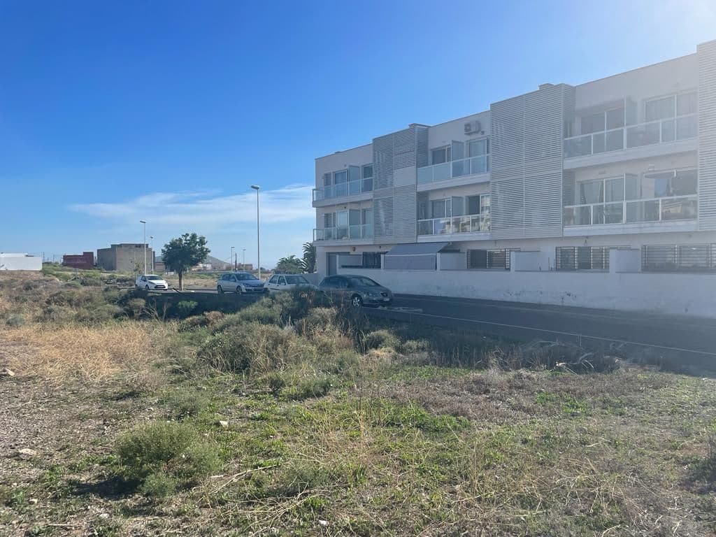 Building Plot for sale in San Isidro de Abona - € 75,000 (Ref: 8926124)
