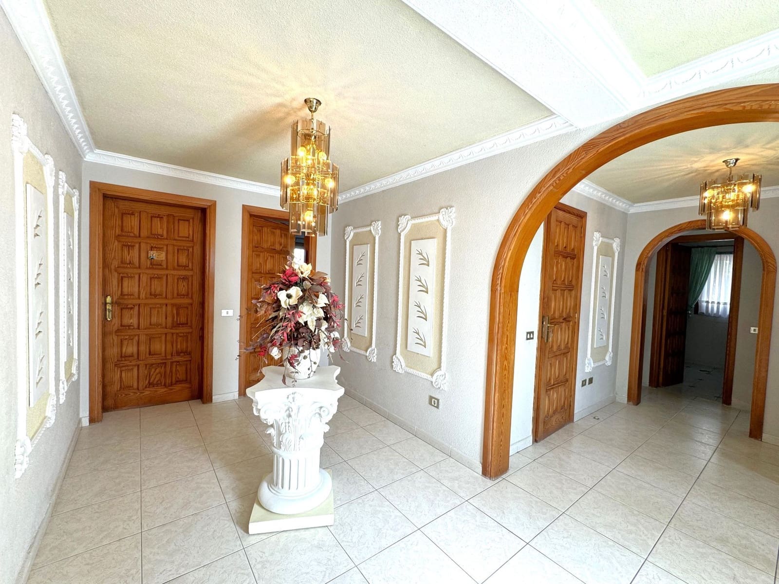 4 soveværelse Villa til salg i Arona - € 775.000 (Ref: 8926125)