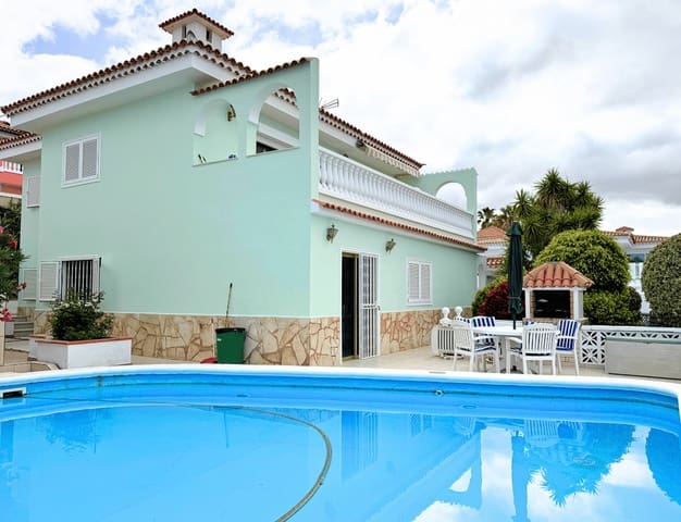 4 soveværelse Villa til salg i Arona - € 825.000 (Ref: 8926125)