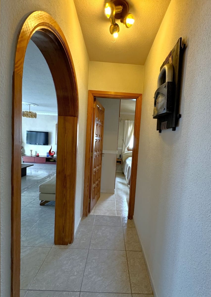 4 soveværelse Villa til salg i Arona - € 775.000 (Ref: 8926125)