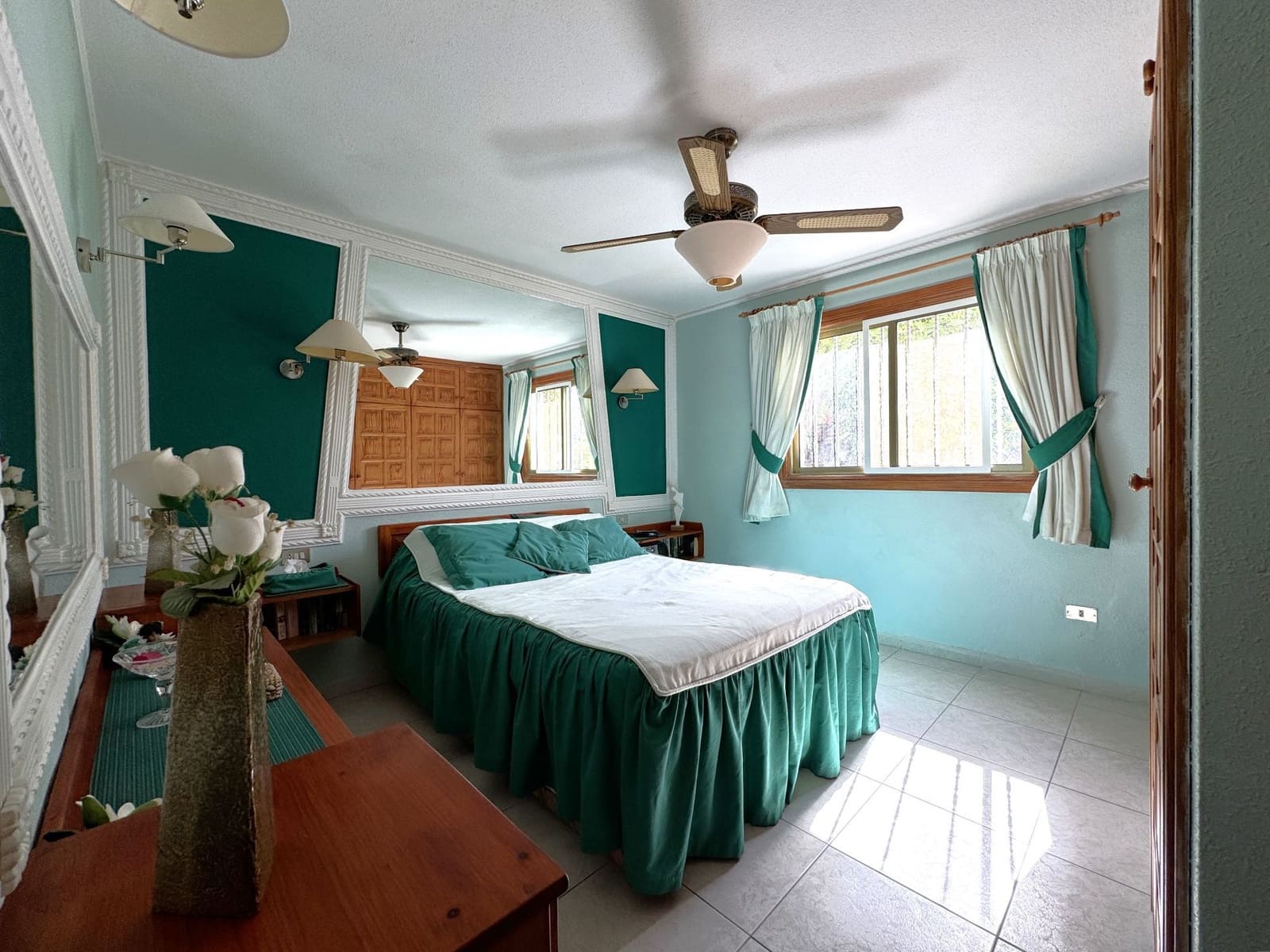 4 soveværelse Villa til salg i Arona - € 775.000 (Ref: 8926125)