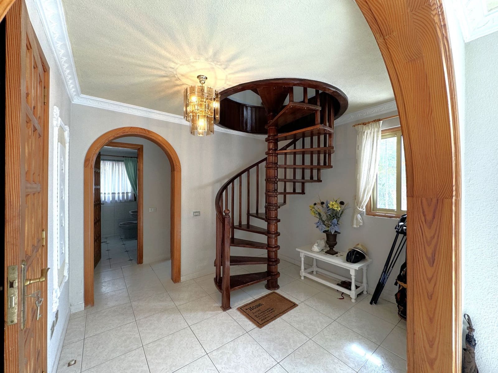 4 soveværelse Villa til salg i Arona - € 775.000 (Ref: 8926125)