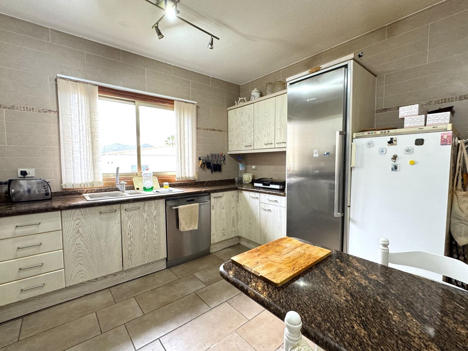 4 soveværelse Villa til salg i Arona - € 775.000 (Ref: 8926125)