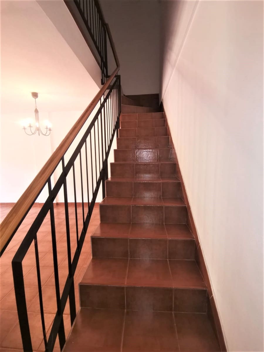 2 soveværelse Byhus til salg i San Cristobal de La Laguna med garage - € 260.000 (Ref: 8950037)