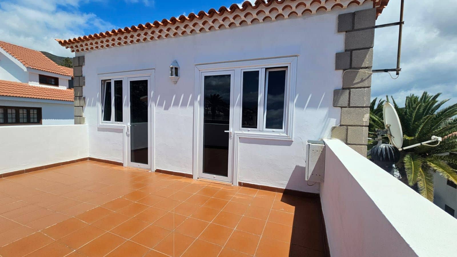 5 soveværelse Villa til salg i Barranco Hondo med swimmingpool garage - € 775.000 (Ref: 8978507)