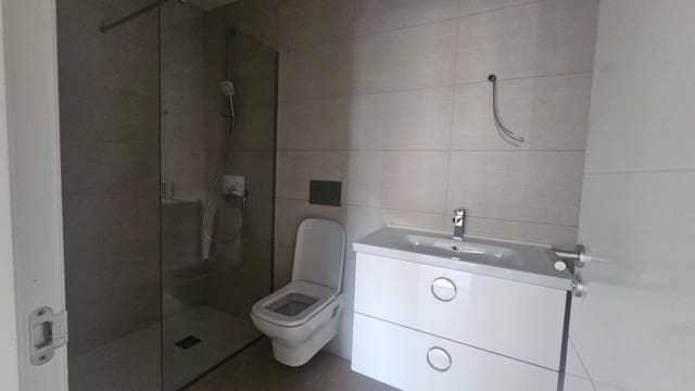 2 sovrum Lägenhet till salu i Salamanca, Santa Cruz de Tenerife med pool garage - 350 000 € (Ref: 9020642)