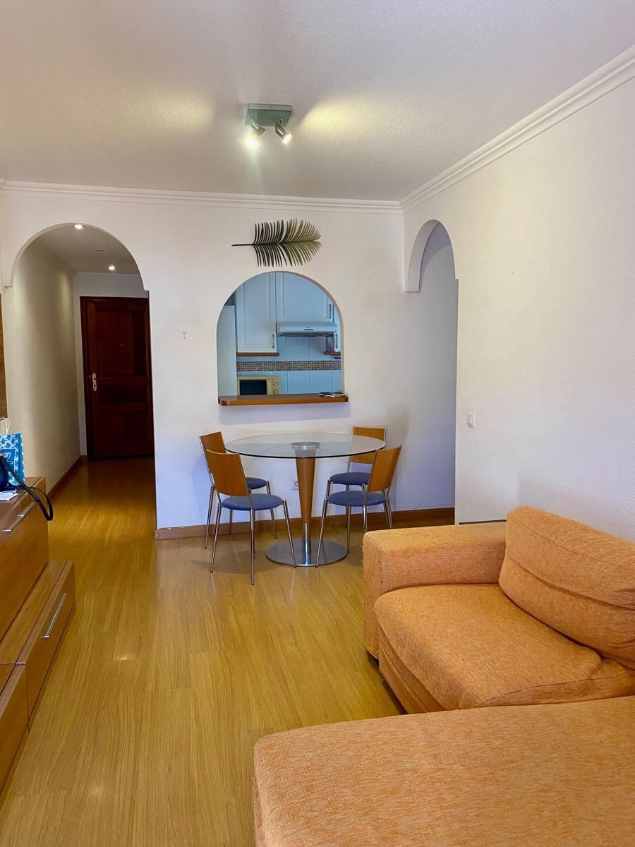 2 soveværelse Lejlighed til salg i San Cristobal de La Laguna med garage - € 240.000 (Ref: 9050776)