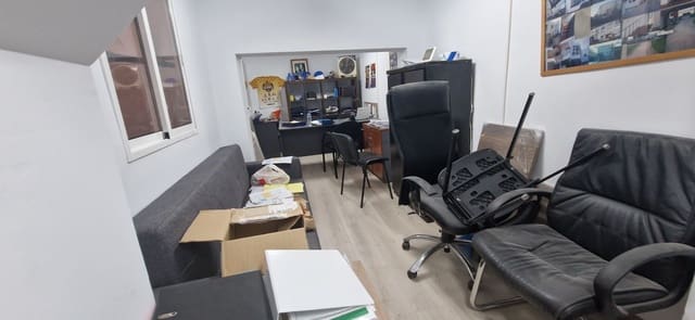 Kommersiell til salgs i La Salud, Santa Cruz de Tenerife - € 148 000 (Ref: 9074875)