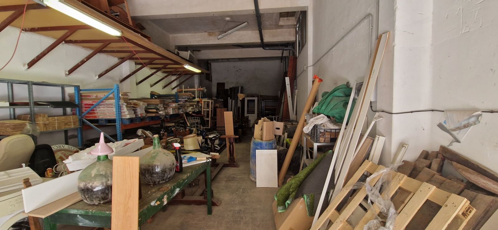 Kaupallinen myytävänä paikassa Santa Cruz de Tenerife - 148 000 € (Ref: 9074875)