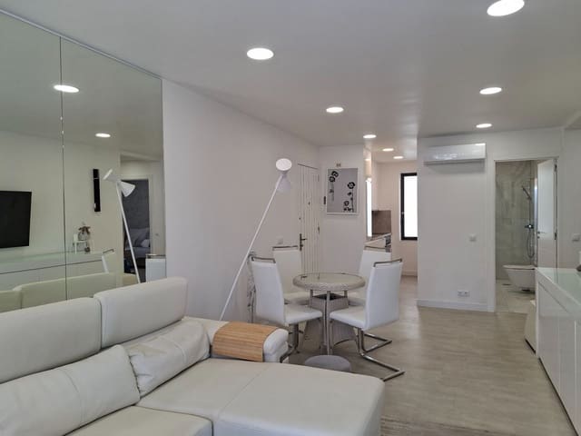 2 sovrum Lägenhet till salu i Playa de las Americas, Arona med pool - 599 000 € (Ref: 9106329)