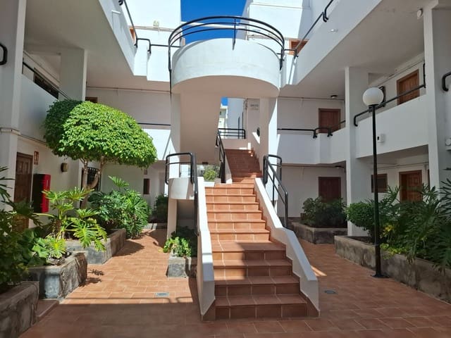 2 soveværelse Lejlighed til salg i Playa de las Americas, Arona med swimmingpool - € 599.000 (Ref: 9106329)