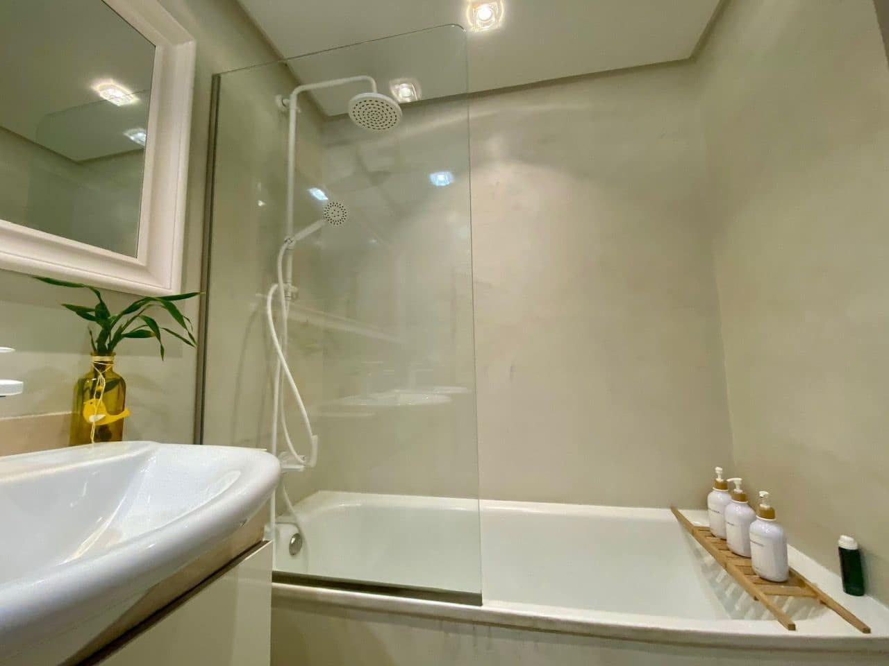 4 soveværelse Semi-Rækkehus til salg i El Rosario med garage - € 620.000 (Ref: 9110070)