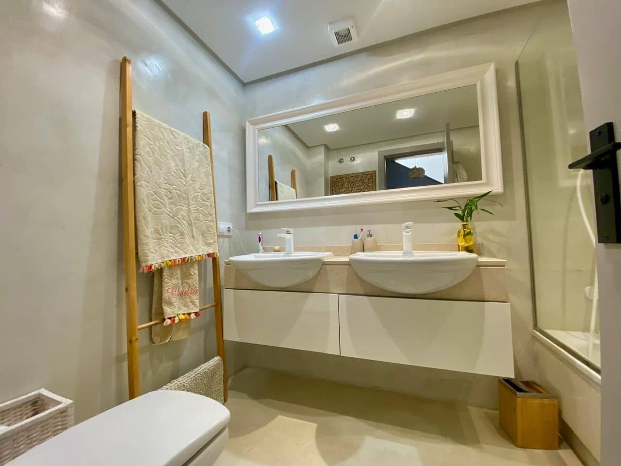 4 soveværelse Semi-Rækkehus til salg i El Rosario med garage - € 620.000 (Ref: 9110070)