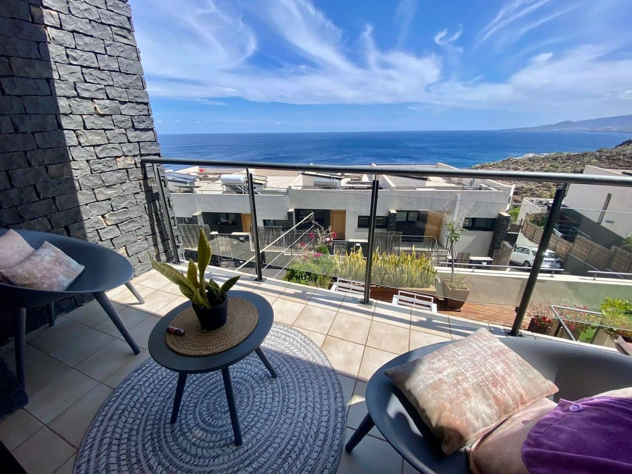 4 soveværelse Semi-Rækkehus til salg i El Rosario med garage - € 620.000 (Ref: 9110070)