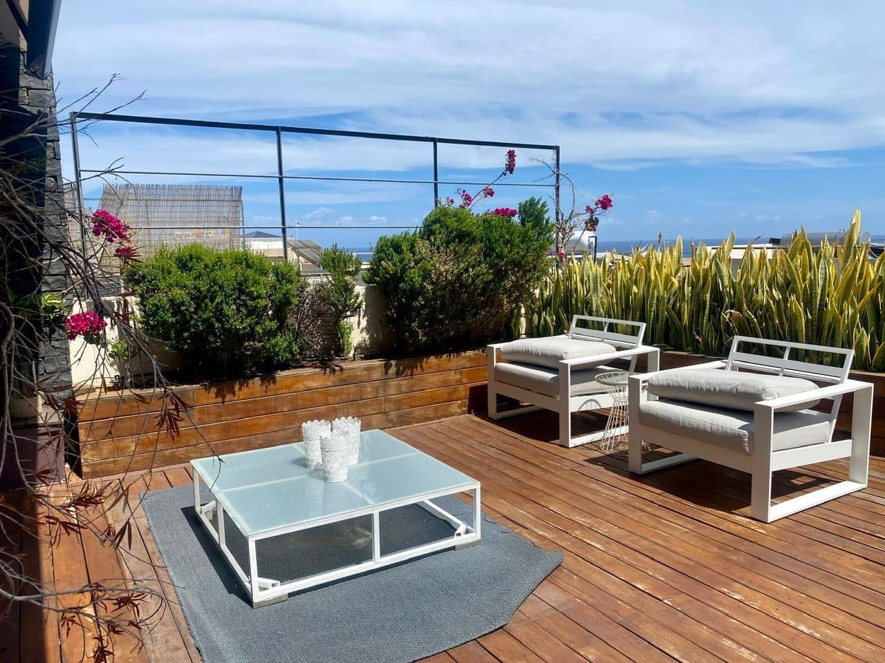 4 soveværelse Semi-Rækkehus til salg i El Rosario med garage - € 620.000 (Ref: 9110070)