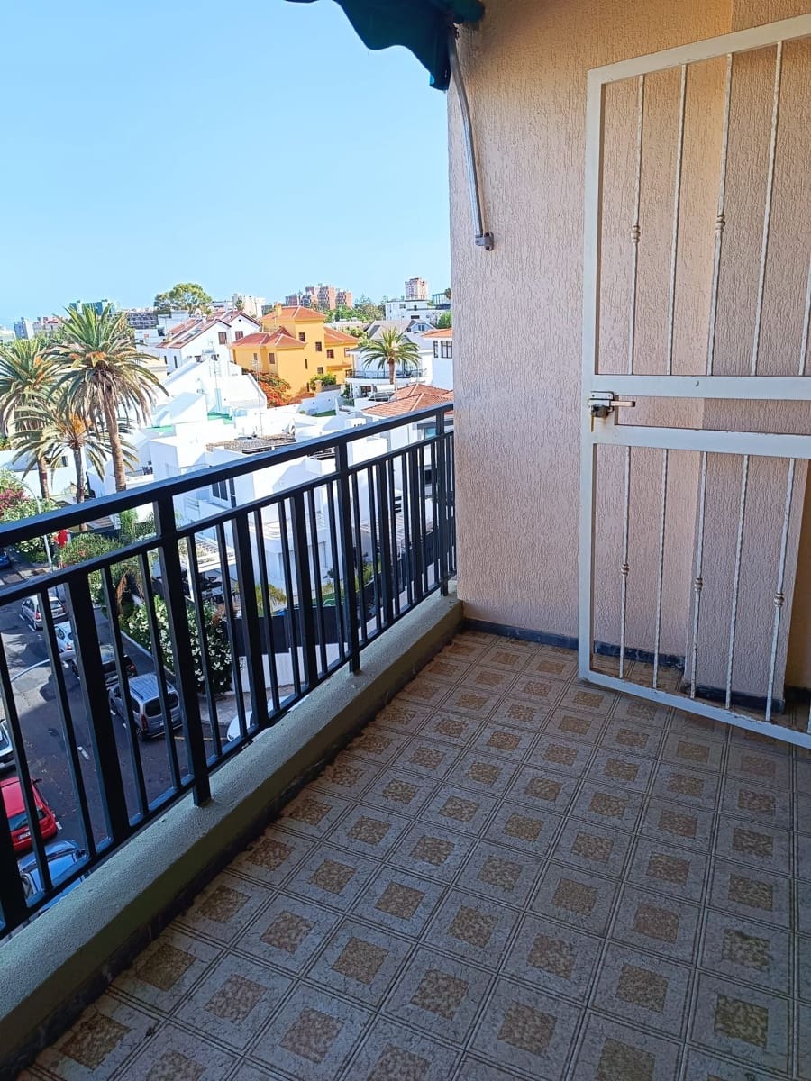 4 soverom Leilighet til salgs i Santa Cruz de Tenerife med garasje - € 580 000 (Ref: 9118562)