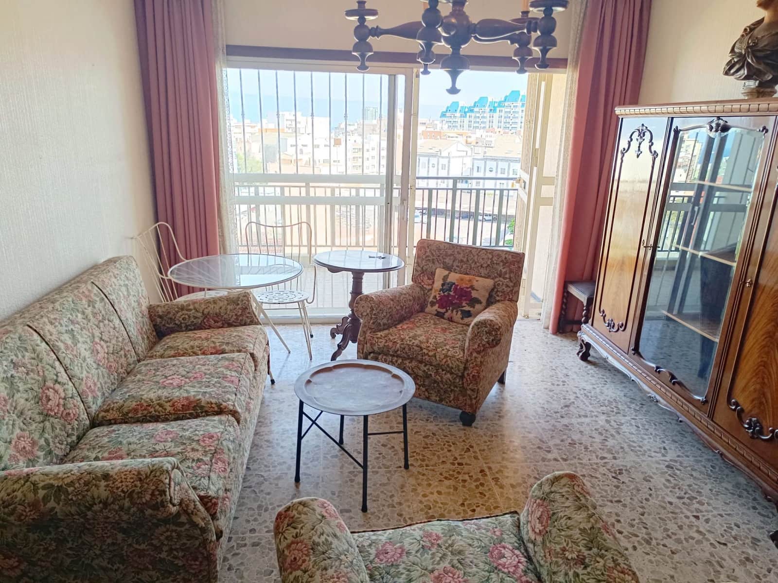 4 soverom Leilighet til salgs i Santa Cruz de Tenerife med garasje - € 580 000 (Ref: 9118562)