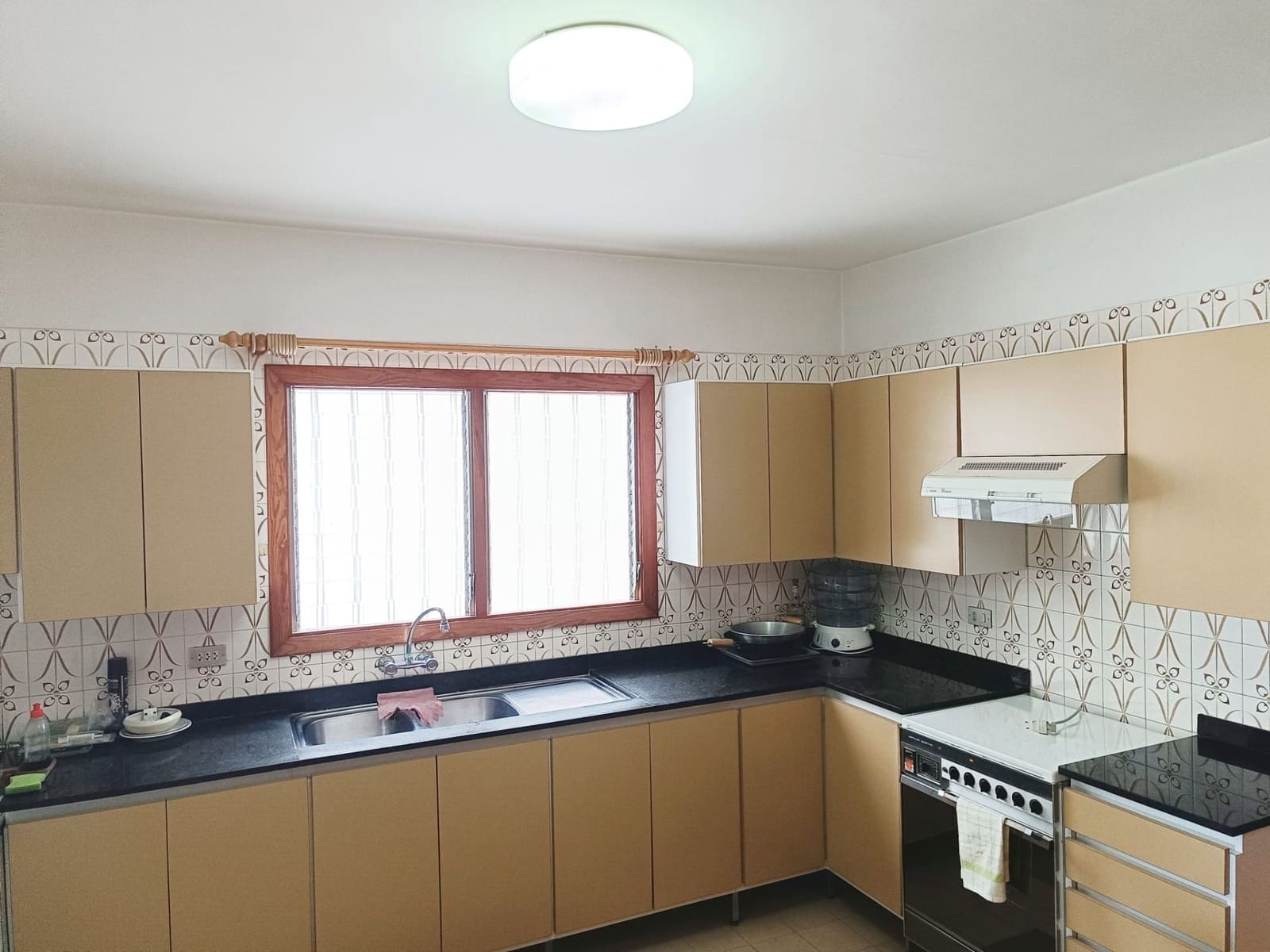 4 soverom Leilighet til salgs i Santa Cruz de Tenerife med garasje - € 580 000 (Ref: 9118562)