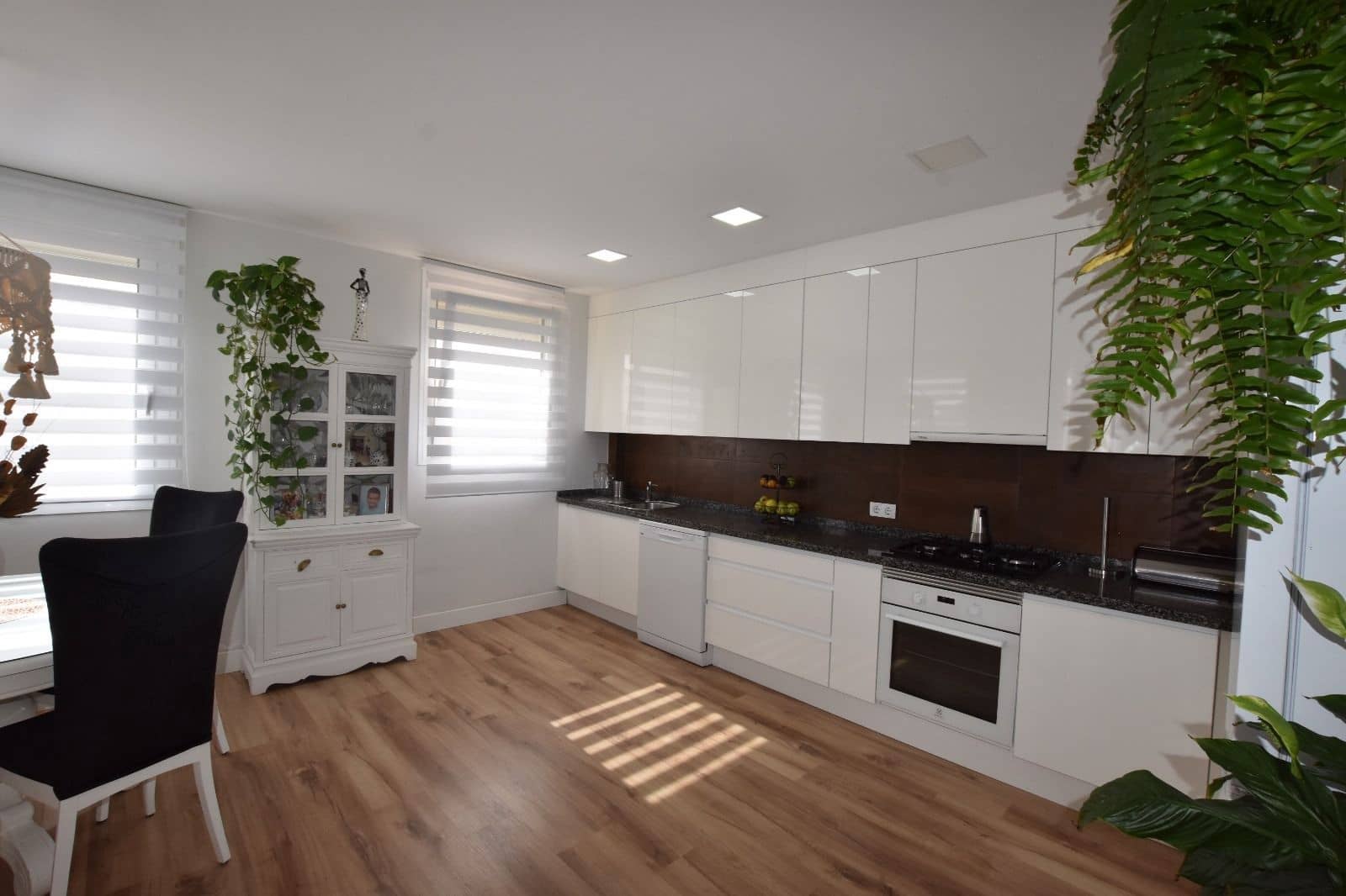 3 soveværelse Penthouse til salg i San Miguel de Abona med swimmingpool garage - € 470.000 (Ref: 9133978)