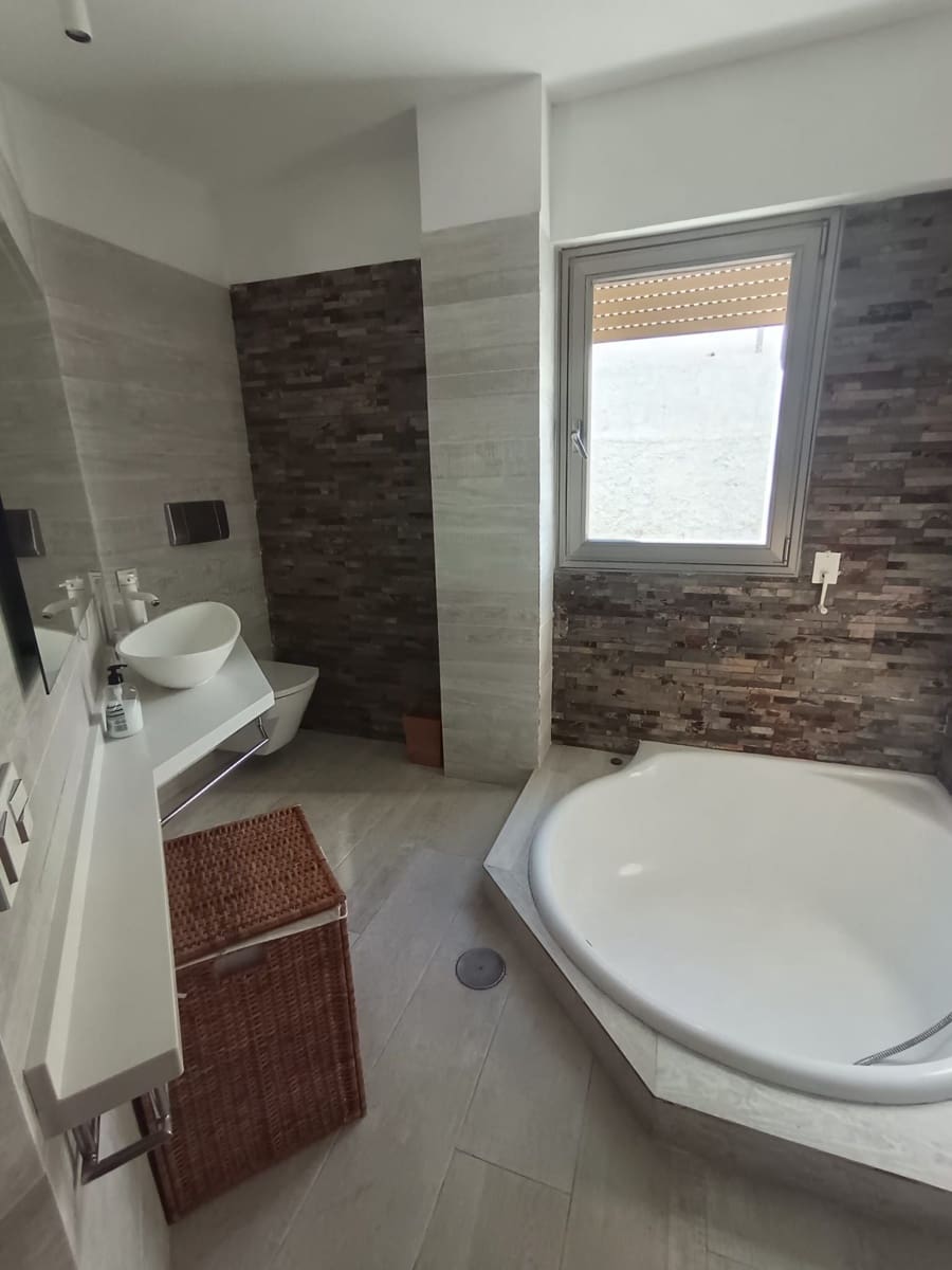 6 soveværelse Villa til salg i El Rosario - € 1.355.555 (Ref: 9145266)