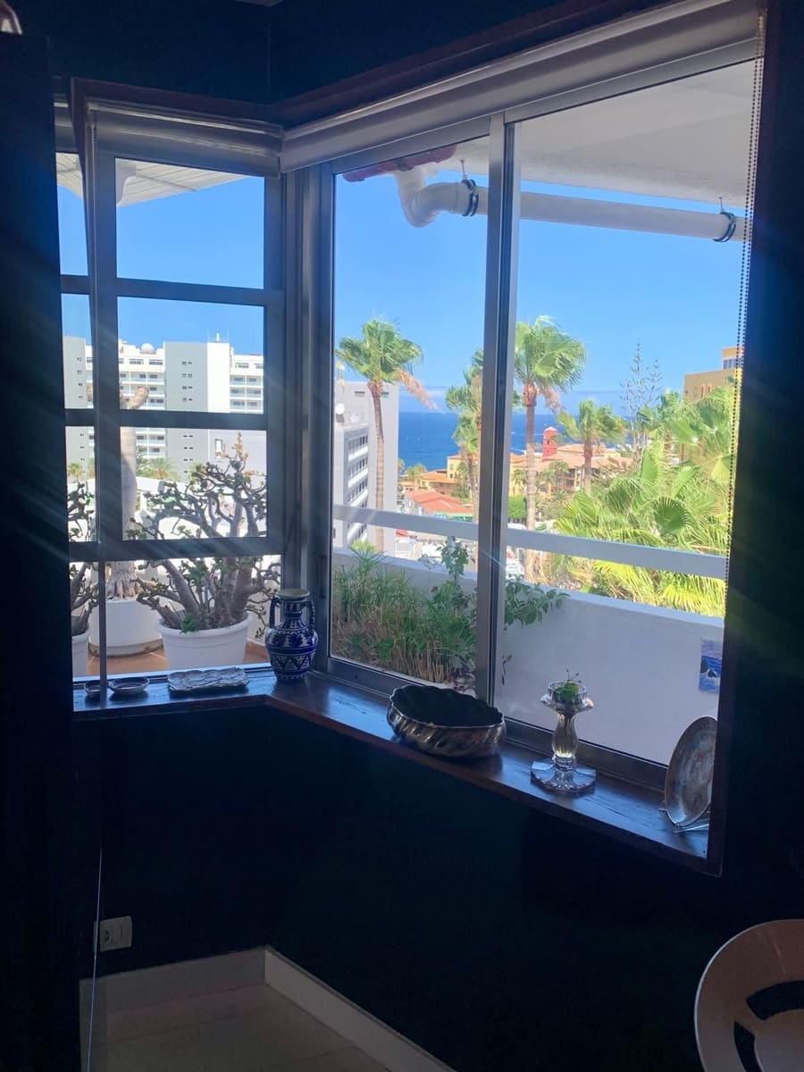 3 chambre Penthouse à vendre à Costa Adeje avec piscine garage - 915 000 € (Ref: 9151737)