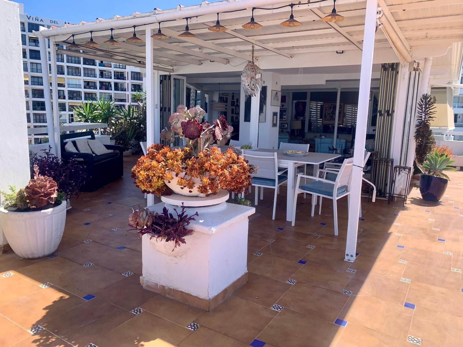 3 chambre Penthouse à vendre à Costa Adeje avec piscine garage - 915 000 € (Ref: 9151737)