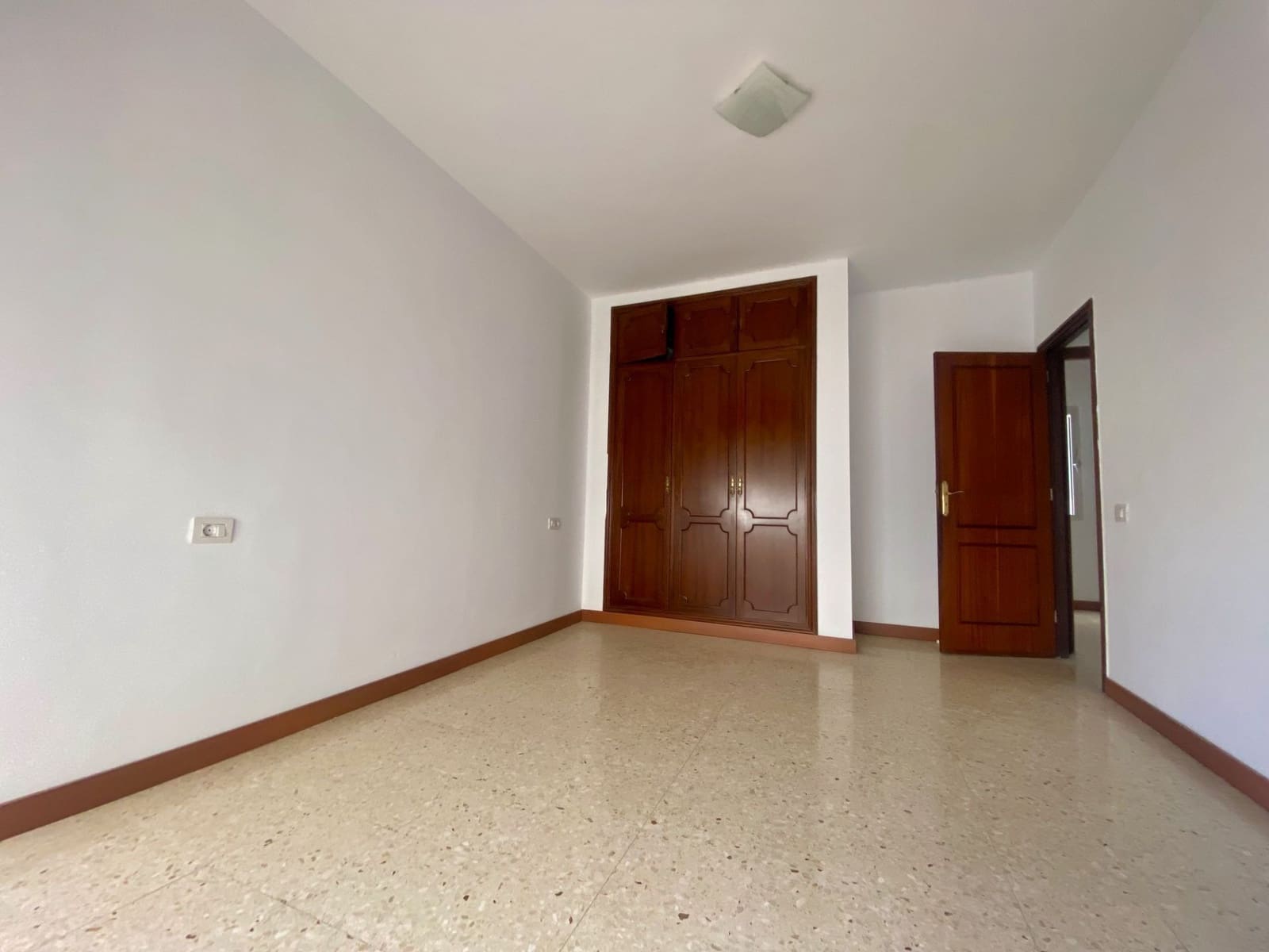 5 soveværelse Lejlighed til salg i Santa Cruz de Tenerife med garage - € 620.000 (Ref: 9188102)