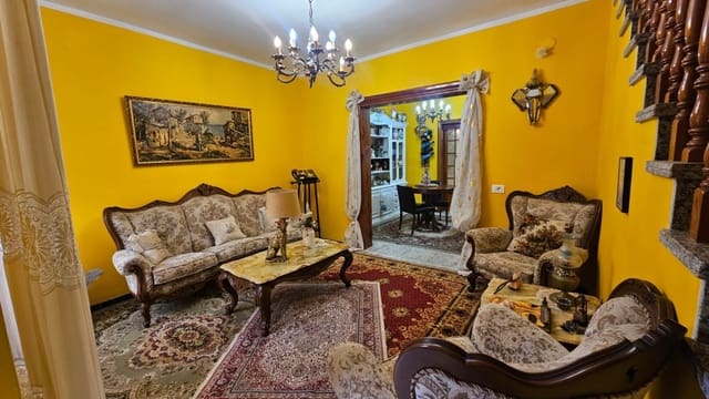 3 soverom Kjedet enebolig til salgs i La Salud, Santa Cruz de Tenerife - € 250 000 (Ref: 9202225)