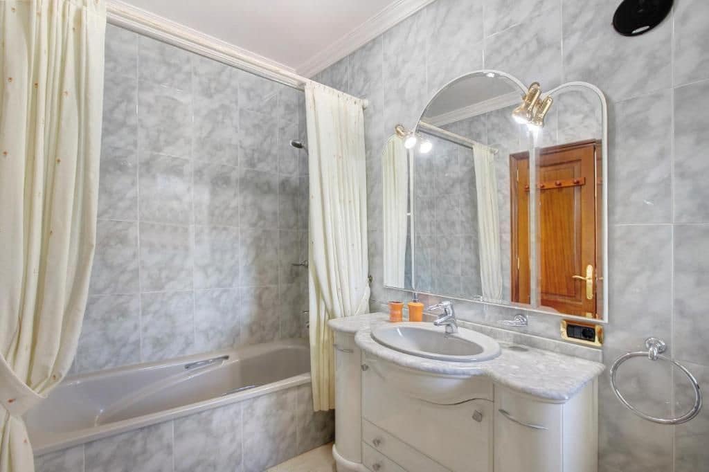 6 slaapkamer Villa te koop in Barranco Hondo met zwembad garage - € 975.000 (Ref: 9228299)