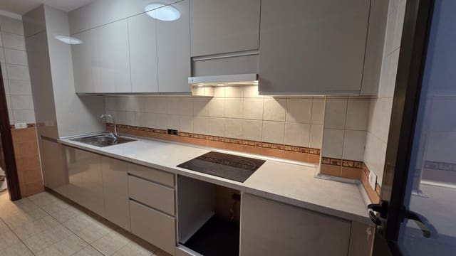 3 Zimmer Wohnung zu verkaufen in Casco Urbano, Adeje mit Garage - 278.000 € (Ref: 9300550)