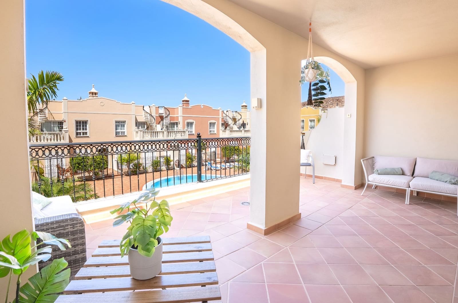 2 bedroom Townhouse for sale in Arona with garage - € 476,000 (Ref: 9310521)