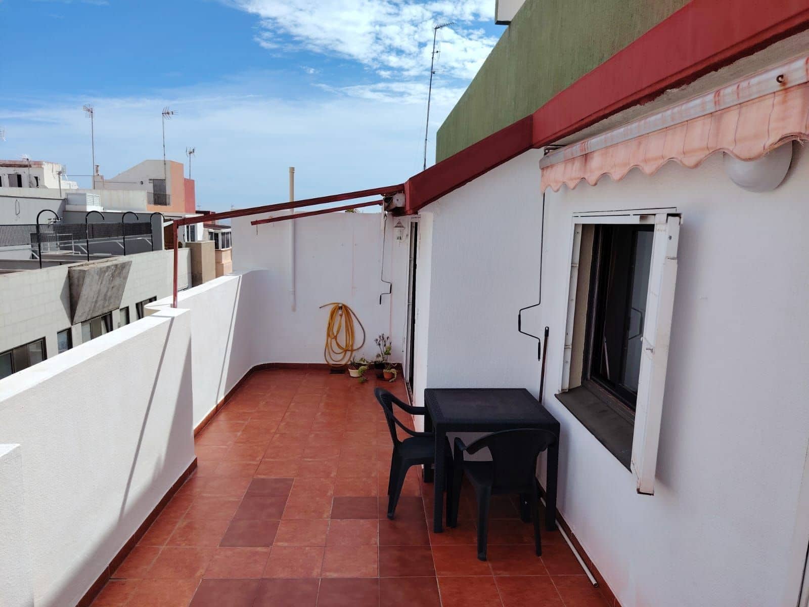 3 slaapkamer Penthouse te koop in Santa Cruz de Tenerife - € 355.000 (Ref: 9326032)