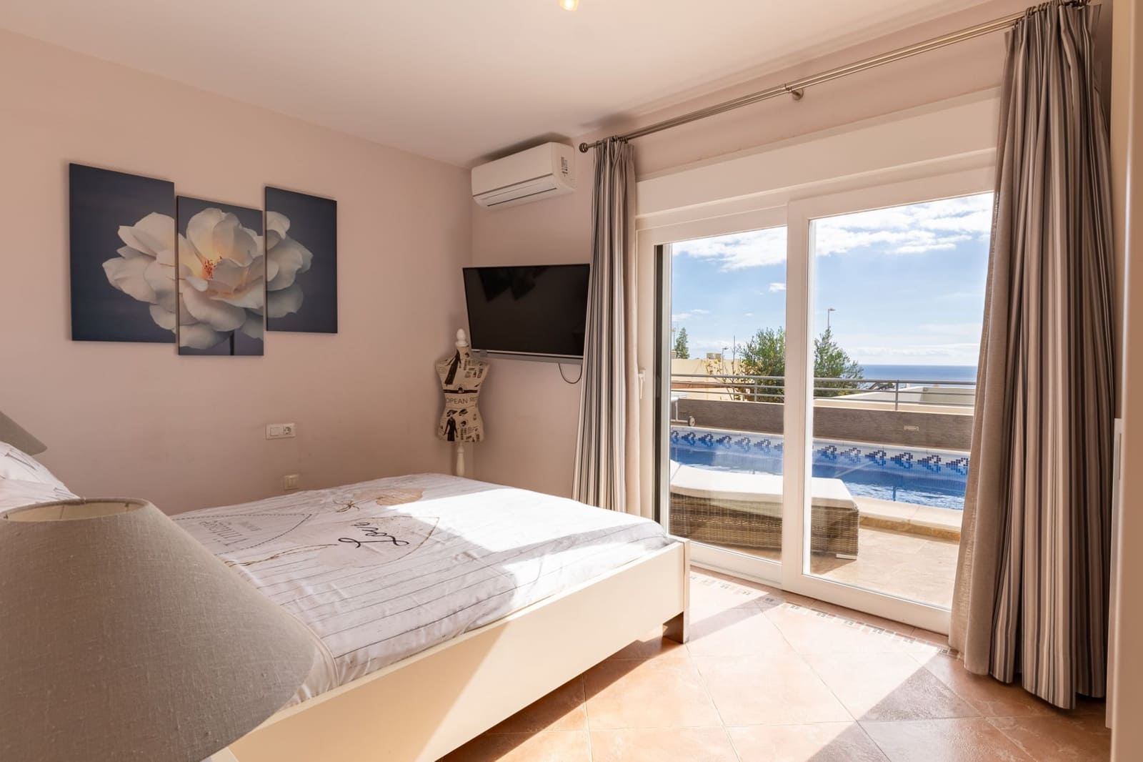 3 soverom Villa til salgs i Adeje med svømmebasseng garasje - € 1 100 000 (Ref: 9326034)