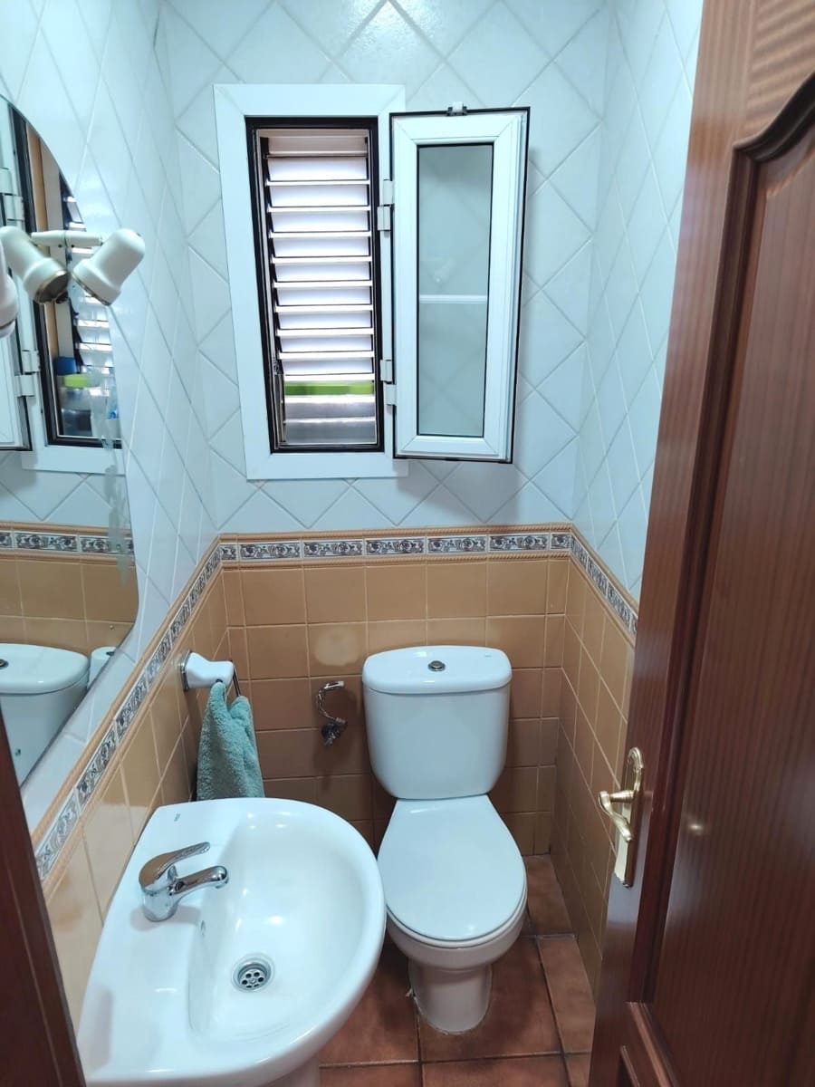 3 quarto Moradia Geminada para venda em Santa Cruz de Tenerife com garagem - 425 000 € (Ref: 9349060)