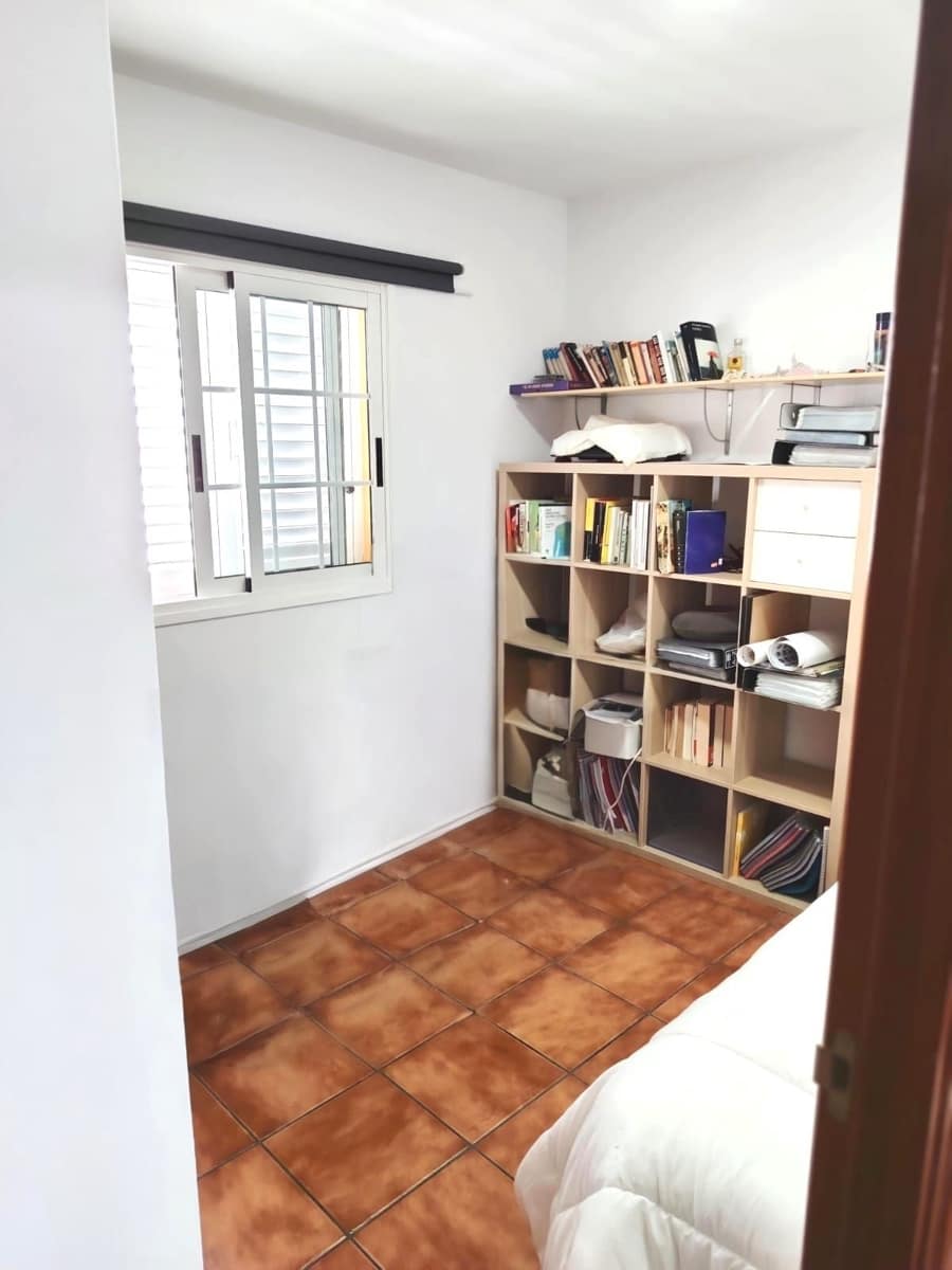 3 quarto Moradia Geminada para venda em Santa Cruz de Tenerife com garagem - 425 000 € (Ref: 9349060)