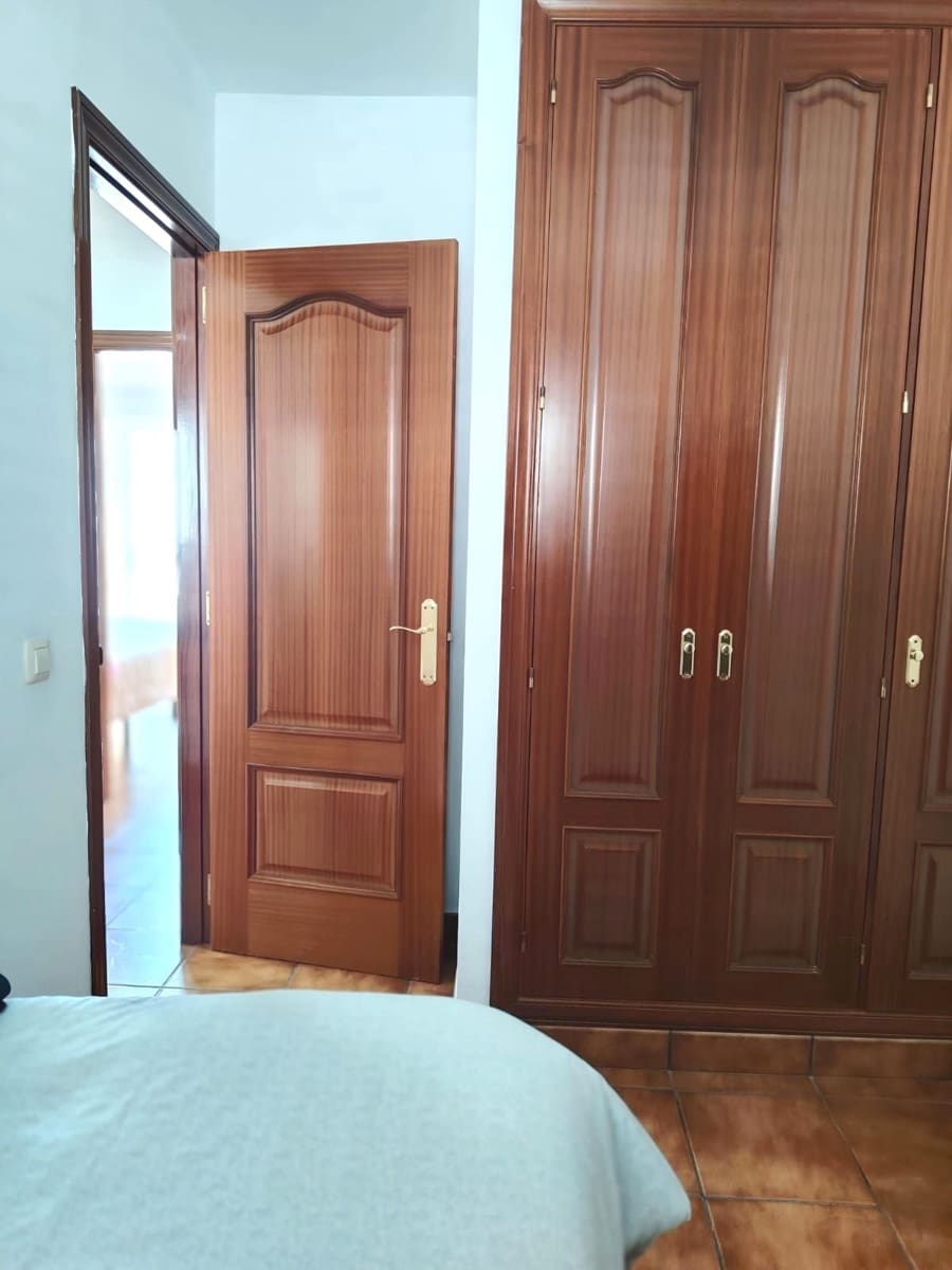 3 quarto Moradia Geminada para venda em Santa Cruz de Tenerife com garagem - 425 000 € (Ref: 9349060)