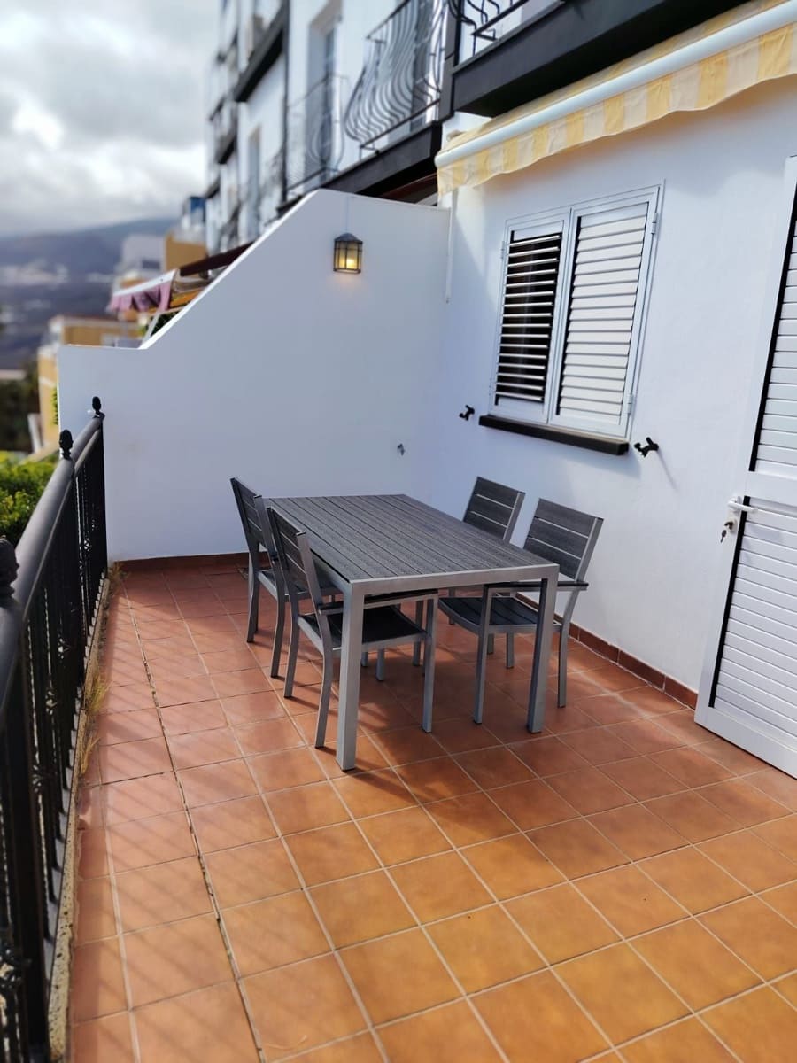 3 quarto Moradia Geminada para venda em Santa Cruz de Tenerife com garagem - 425 000 € (Ref: 9349060)