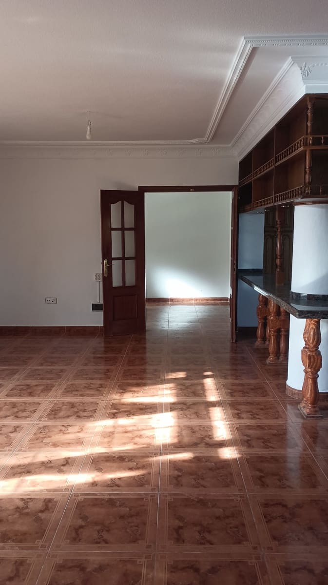 3 slaapkamer Villa te koop in Tacoronte met garage - € 750.000 (Ref: 9353225)