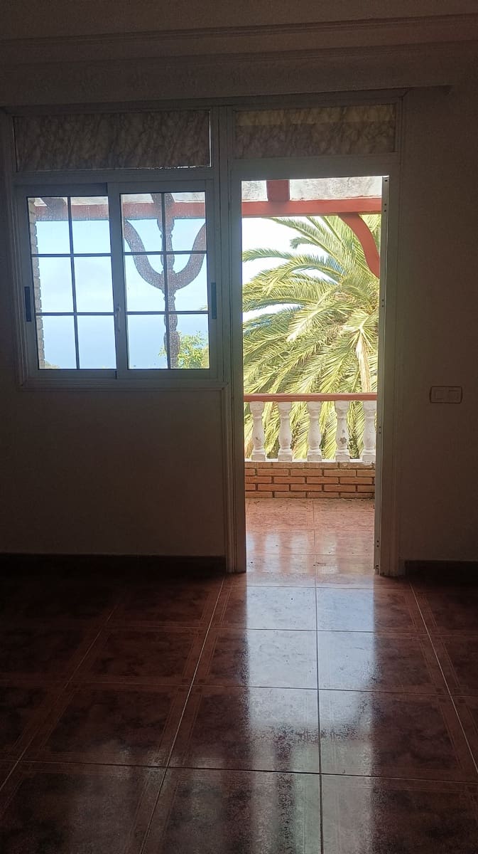 3 slaapkamer Villa te koop in Tacoronte met garage - € 750.000 (Ref: 9353225)