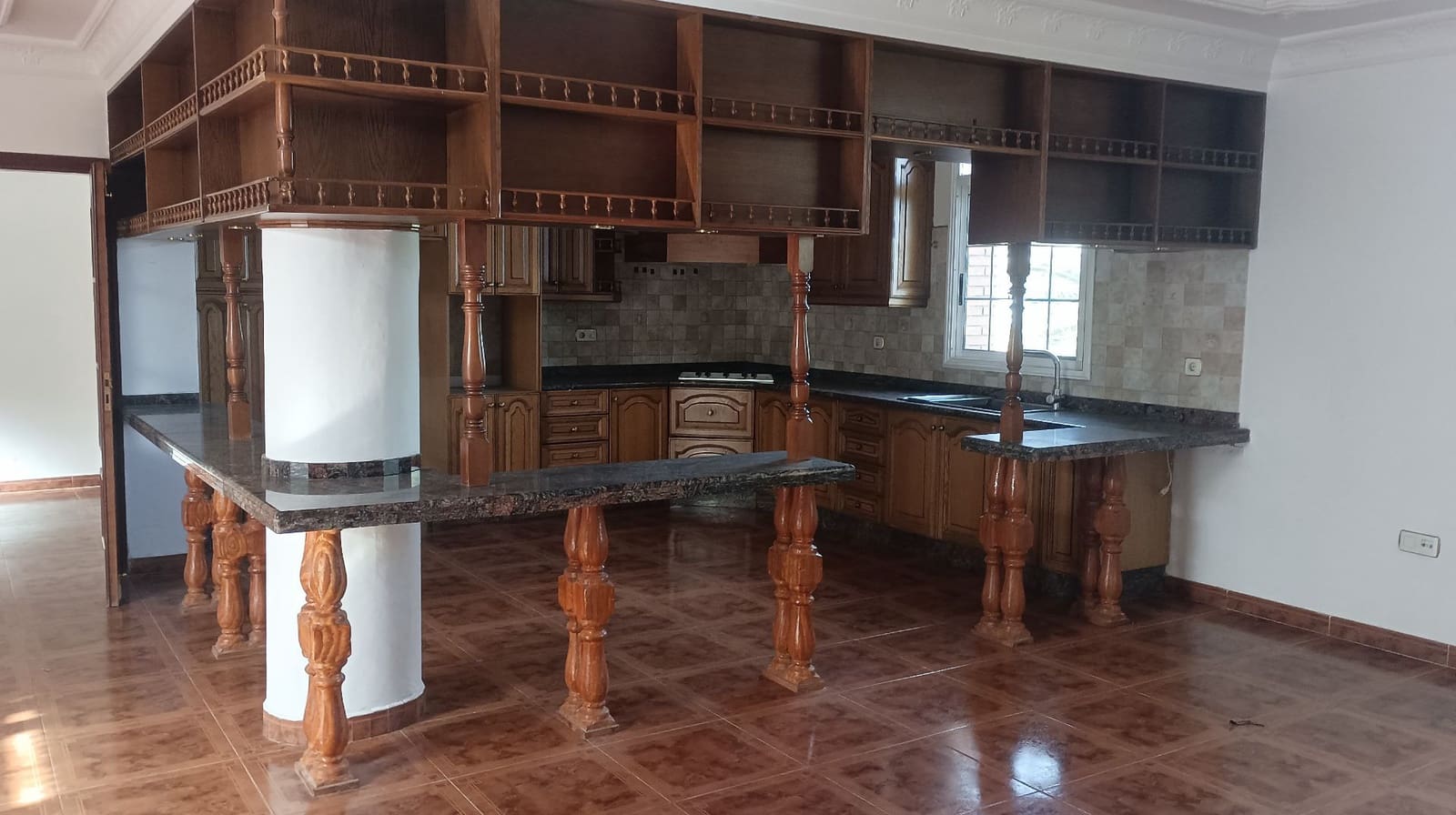 3 slaapkamer Villa te koop in Tacoronte met garage - € 750.000 (Ref: 9353225)