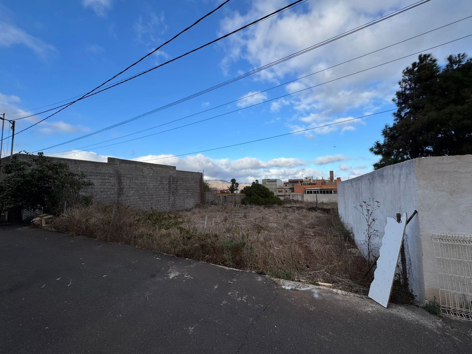 Byggegrund til salg i San Cristobal de La Laguna - € 92.000 (Ref: 9355693)